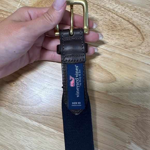 Vineyard Vines cape cod men’s belt - Picture 4 of 6